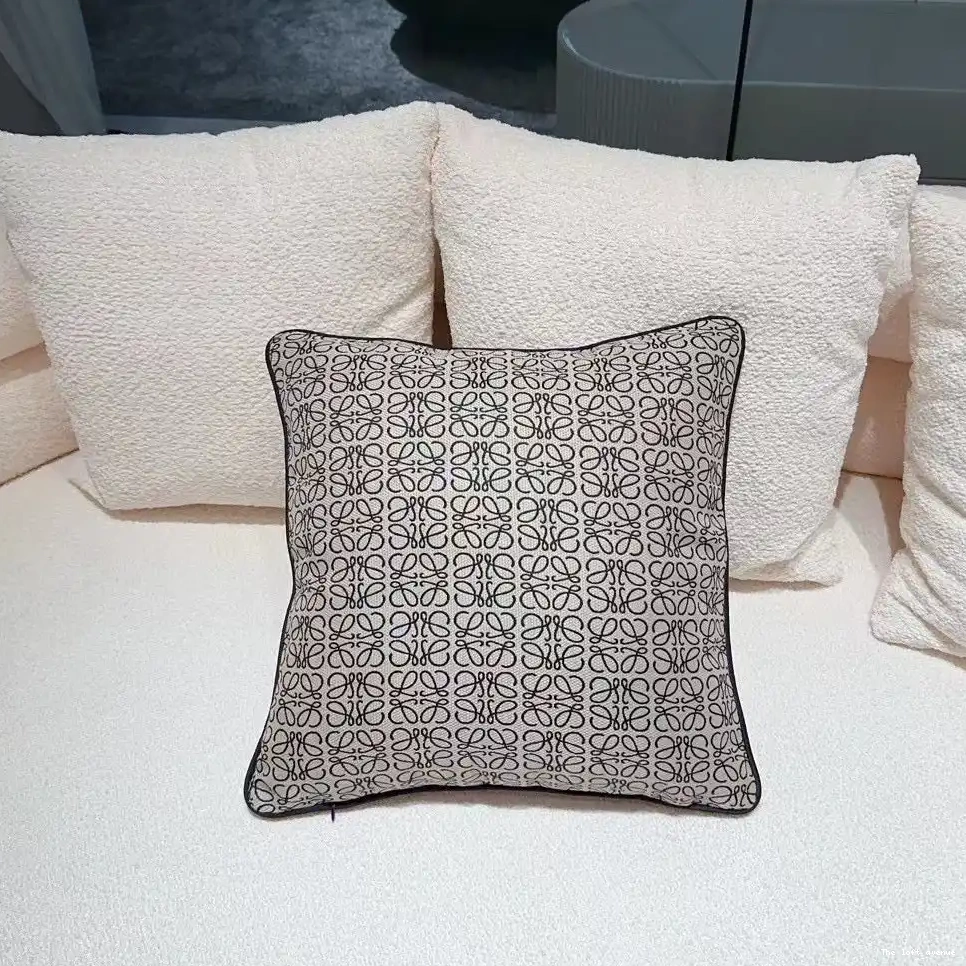 THROW LOEWE PILLOW 0608